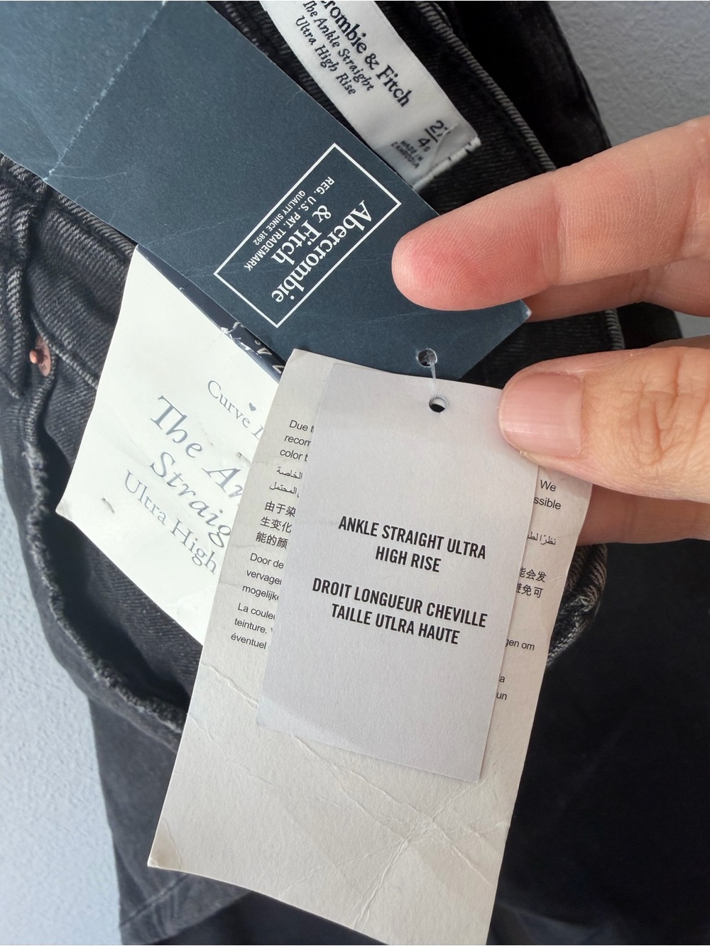 Abercrombie & Fitch black Ankle Straight Curve Love distressed jeans sz 27S NWT - Picture 6 of 6